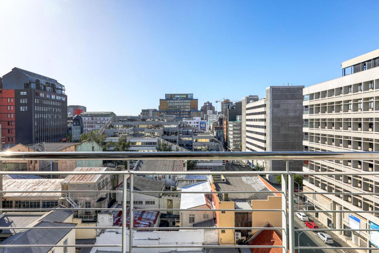 Backup-Powered Colourfull City Balcony Apartment Cidade Do Cabo Exterior foto